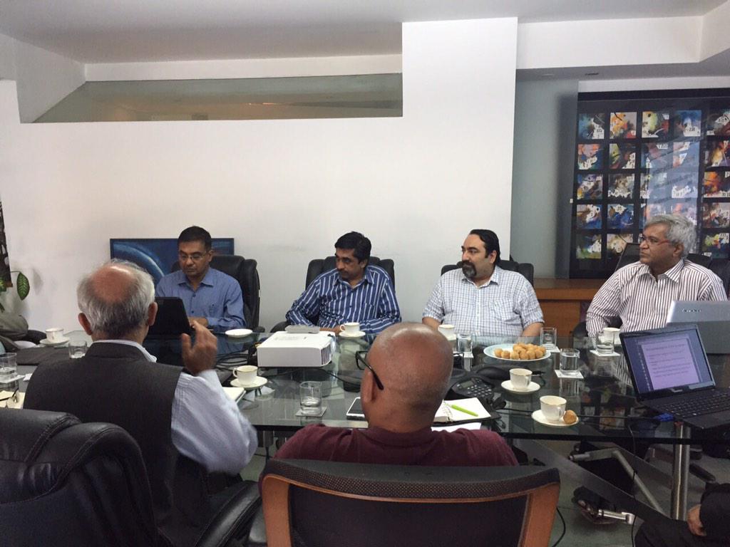 RajivVaishnav's tweet photo. @mehta1000 @RentalaShekhar @nasscom @GoI_DeitY #DMFT #indiccomputing first important Roundtable held at Mumbai today. http://t.co/DAoQV4iiH4