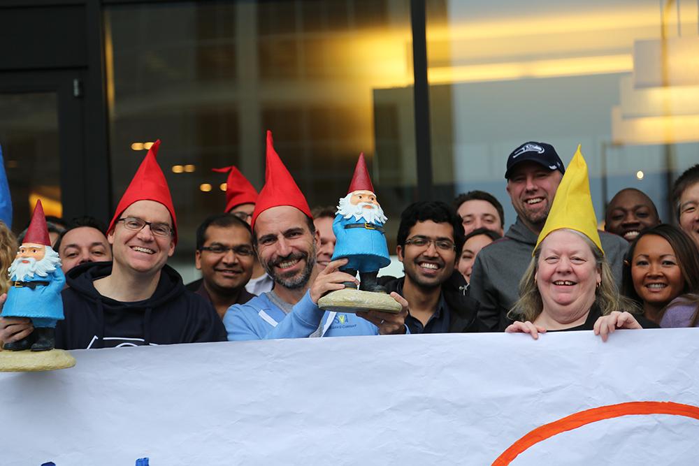 lifeatEG's tweet photo. #LifeAtExpedia means welcoming new folks to our growing family. @Travelocity, weβll make a great team! #GnomeStyle http://t.co/1ifXvcdhoO