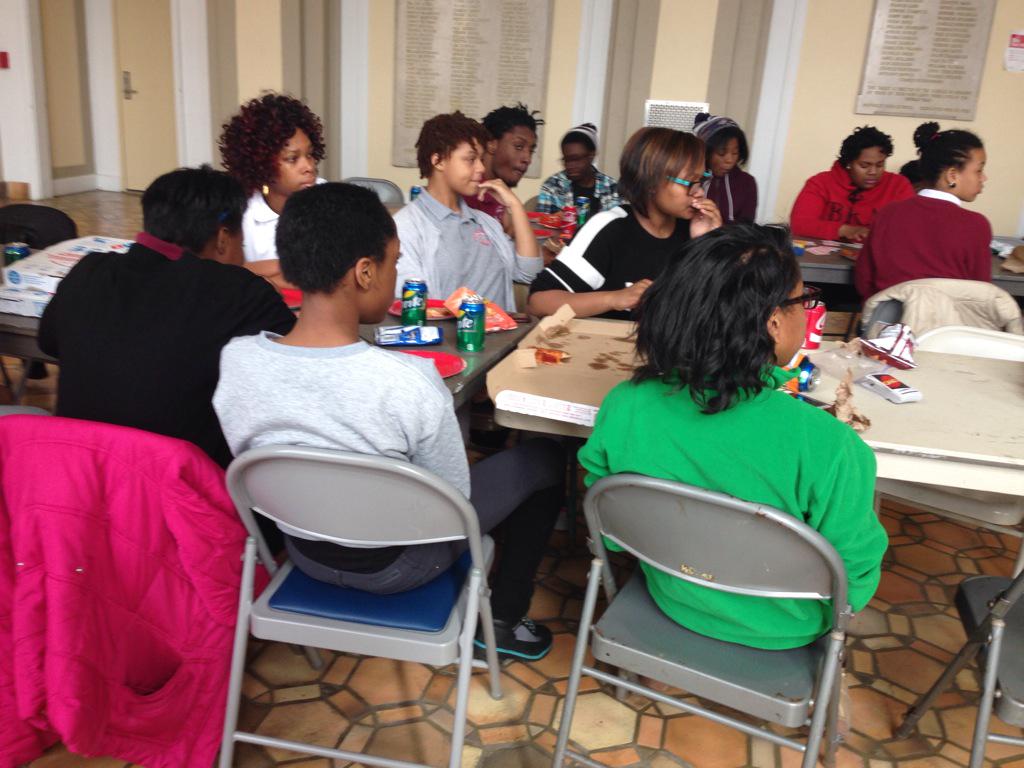 MsRaughtRocks's tweet photo. Our #NNCW15 end of week celebration with guest speakers on transitioning and transgender issues! http://t.co/FOmE0yO2Cd