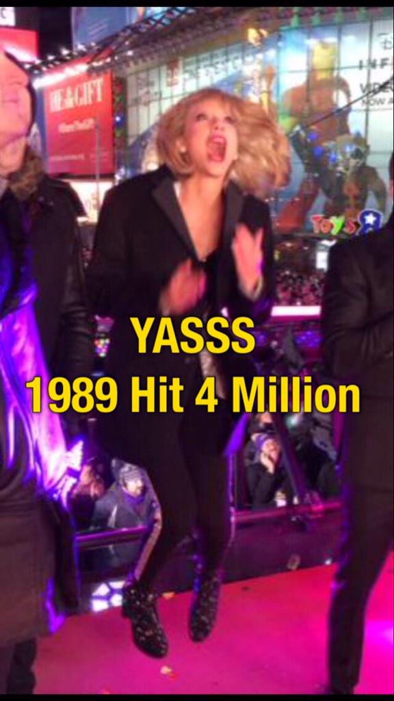 Swifty448's tweet image. #TS1989Hits4Million because it&apos;s the best album like EVER! #SwiftUp @taylornation13