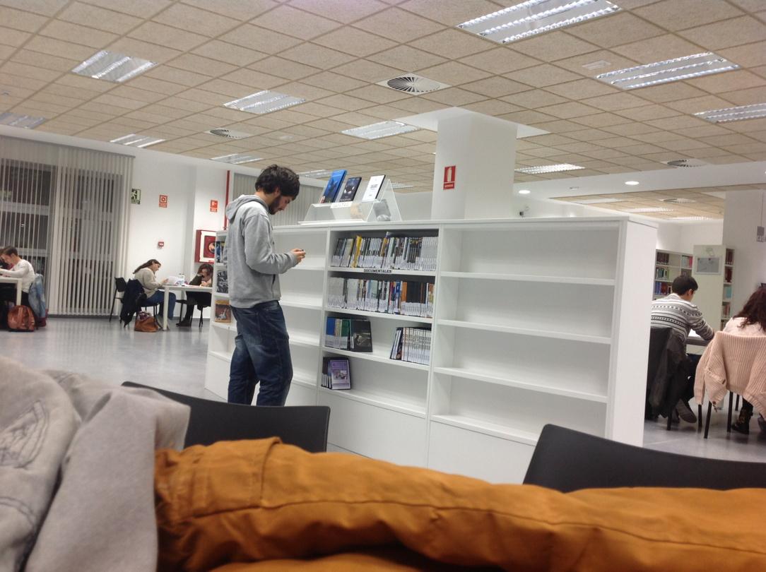 AlGonal_'s tweet image. Ojeo documentales para bajar mI libido