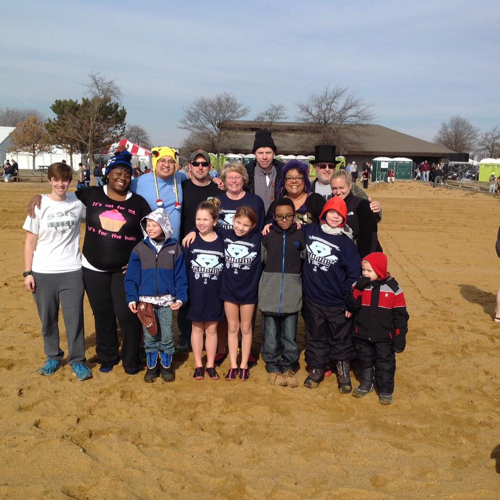 Our officers &amp; families helped benefit <a href="/SpOlympicsMD/">Special Olympics Maryland</a> as part of the <a href="/PlungeMD/">Beary White</a>.
