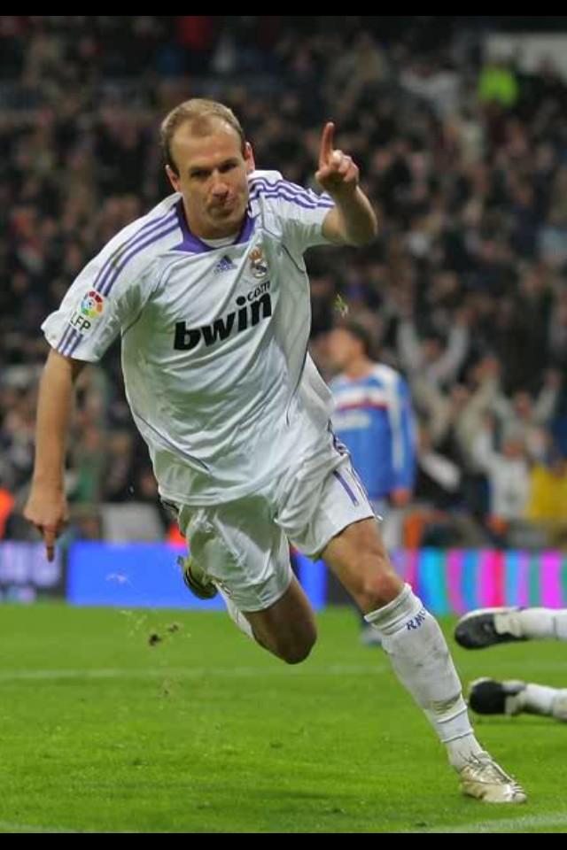 Happy Birthday Arjen Robben. Former Madrid player and currently playing for Bayern Munich. 