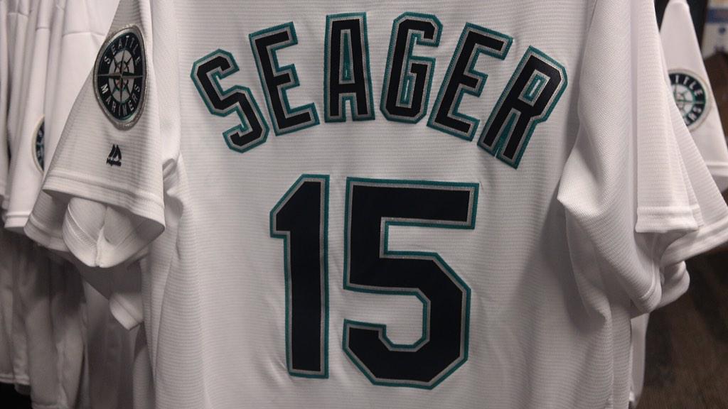 Mariners unveil new Sunday alternate uniform and modifications to ...