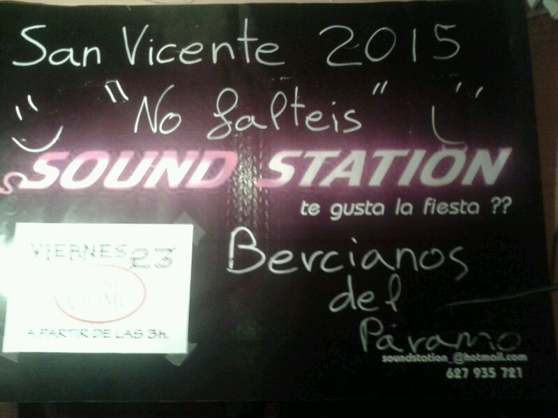 BercyCity's tweet photo. HOY A LAS 23H ESTAMOS CON LA ORQUESTA WAYKAS EN LA CASA DEL PUEBLO Y DESPUÉS AL CHAMU CON LA SOUND STATION. http://t.co/slPkt5UwkN