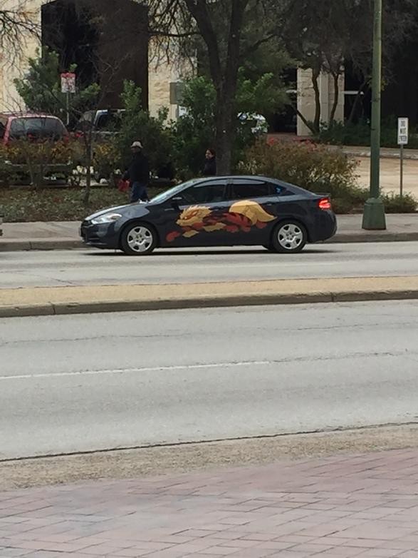 Shadypenguinn's tweet photo. FREAKING RUFUS CAR!! http://t.co/jp4Y4nUEeP
