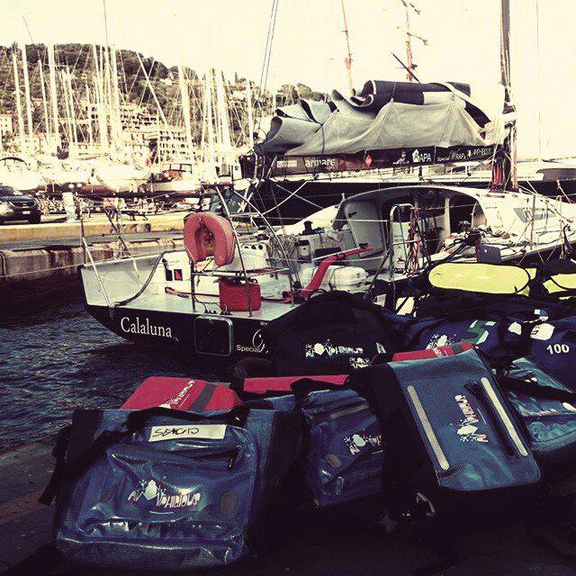sachssailing's tweet photo. Packing for #discoveryrouterecord #columbusroute #sailingcolumbus #sailingrecord #class40 in #laspezia http://t.co/k3MreDYODH