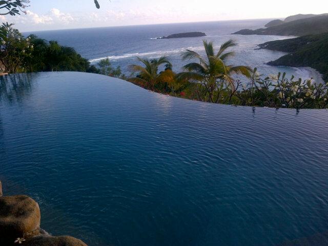 blowerk's tweet photo. Mustique 2015 @clarkeyhair http://t.co/pAAjAII0Pk