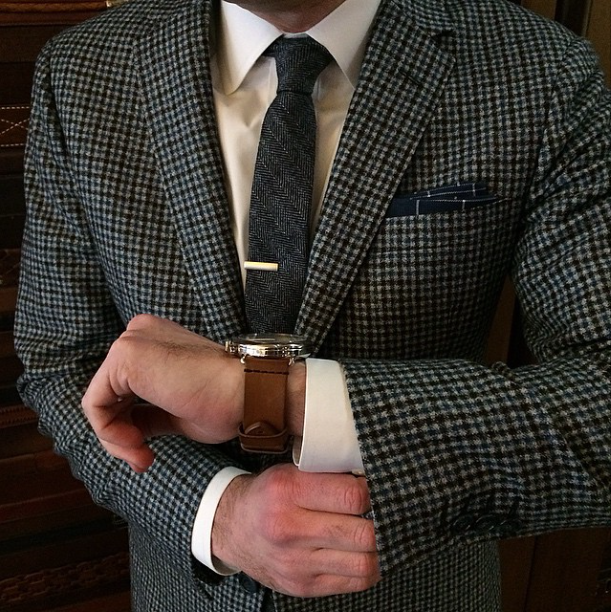 thetiebar's tweet photo. Counting down the minutes 'til 5PM. http://t.co/q1TXlnhMjZ #thetiebar #WoolSuiting #WinterHerringbone #Friday http://t.co/7T1V8tVvBL