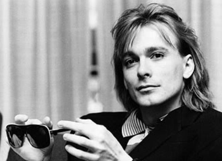Happy Birthday to Robin Zander of Cheap Trick!! Robin is one of my favorite vocalists. So underrated. 
