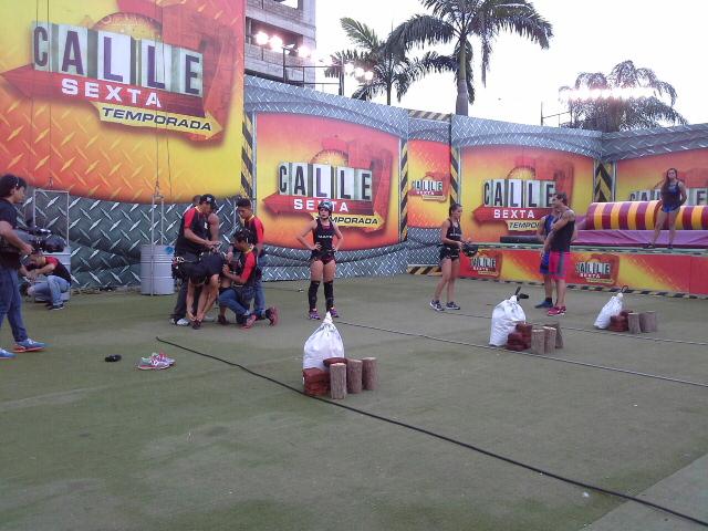 TCdeportesEC's tweet photo. En este momento se abren los 3 hashtags de apoyo:
#NoSeVaMayra
#NoSeVaAdriana
#NoSeVaJulissa
¡Tuitea ya! http://t.co/amw28zOEcT