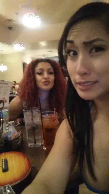 Foooooood time http://t.co/OvTYEAFUkr