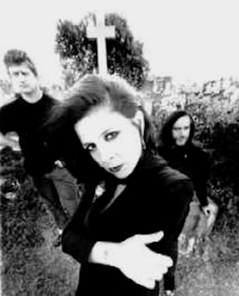 TwistOfMercy's tweet photo. Bloodletting. #ConcreteBlonde http://t.co/uWPwRfOmGt