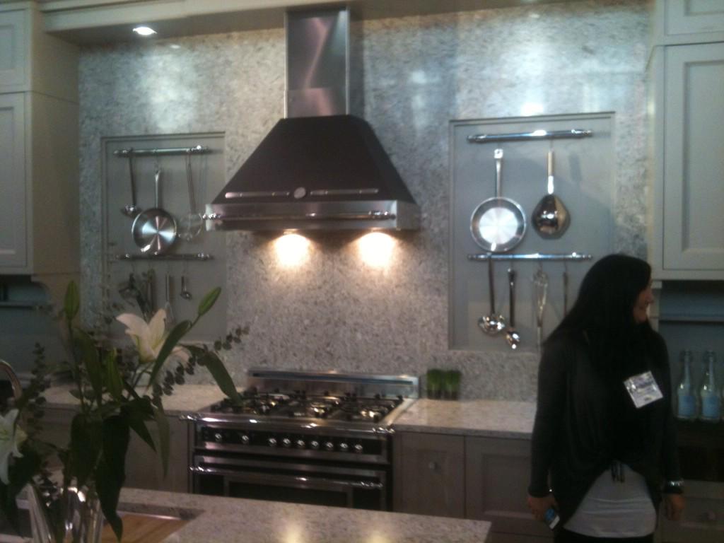 InspiringIS's tweet photo. Two different stories. Lovely booth! @IDSToronto @ParisKitchens @DistinctAppl #design #IDS15 http://t.co/5O6e5ZuT18
