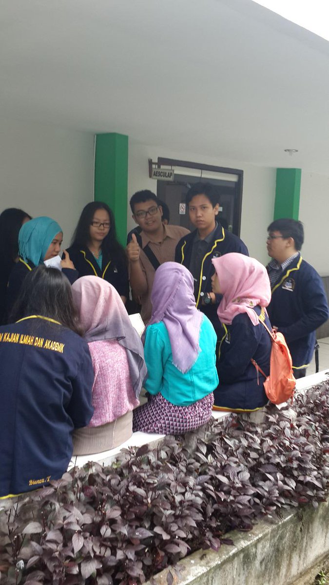 Semangat FKIA !! “<a href="/FKIAFKUnsri/">FKIA FK Unsri</a>: Haii, kakak kakak FKIA lagi briefing nihh 
Come join #JoinORFKIA ”