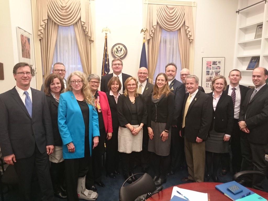 NationalASLA's tweet photo. ASLA leadership met today with the @WhiteHouse Council on Environmental Quality to discuss climate resilience. http://t.co/CWfJa1h2Kz