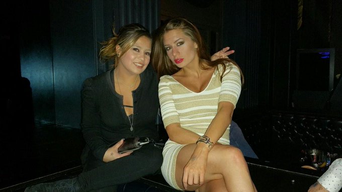 First night at AVN :) http://t.co/U83UEfjYjC<a href="/tag/amazingbeyondwords"class="tags"><span>#amazingbeyondwords</span></a>