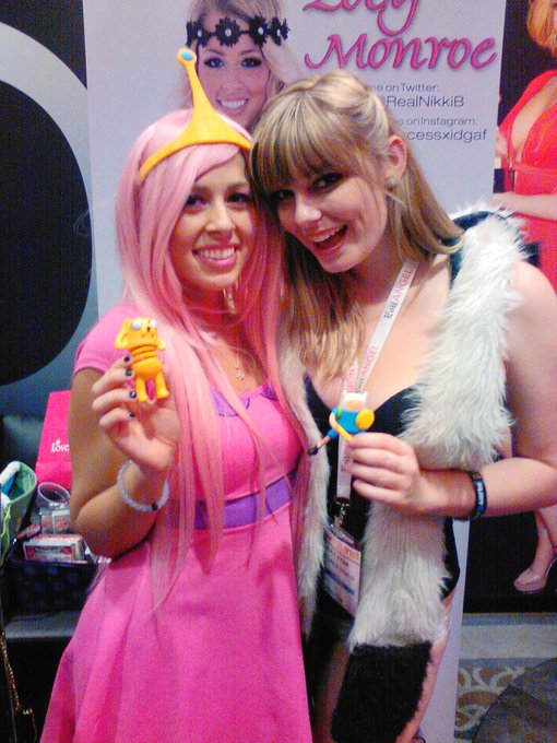 @RealNikkiB Your outfit rocks!!! http://t.co/7ar09caTJM<a class="tags" target="_blank" title="On Twitter" href="/?out=eyJ0eXAiOiJKV1QiLCJhbGciOiJIUzUxMiJ9.eyJpYXQiOjE3MjE1OTM5MTUsImlzcyI6InR3cG9ybnN0YXJzLmNvbSIsIm5iZiI6MTcyMTU5MzkxNSwiZXhwIjoxNzUzMTI5OTE1LCJyZWRpcmVjdF91cmwiOiJodHRwczovL3R3aXR0ZXIuY29tL1JlYWxOaWtraUIifQ.47OpDYAyz8W8Ia9BVhWmiR_39CyAgqNRaOETyeeIRHsO_0JbtAUCQYxOm1CFxwn-hZMfqqsdeTNzFLnwXSE31A">@RealNikkiB</a>