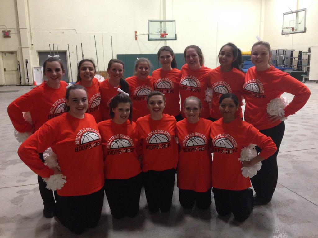 TheRealMrMader's tweet photo. Great halftime show by our #Flyerettes! http://t.co/5WrvrOqIkI