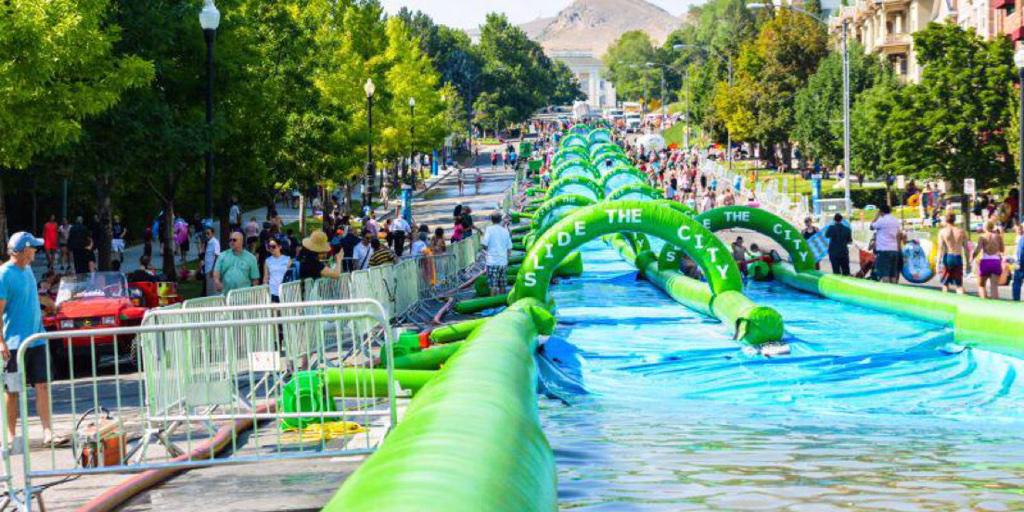 relaxvibes's tweet image. Who wants to do "Slide the City" with me this summer 🏄🌆