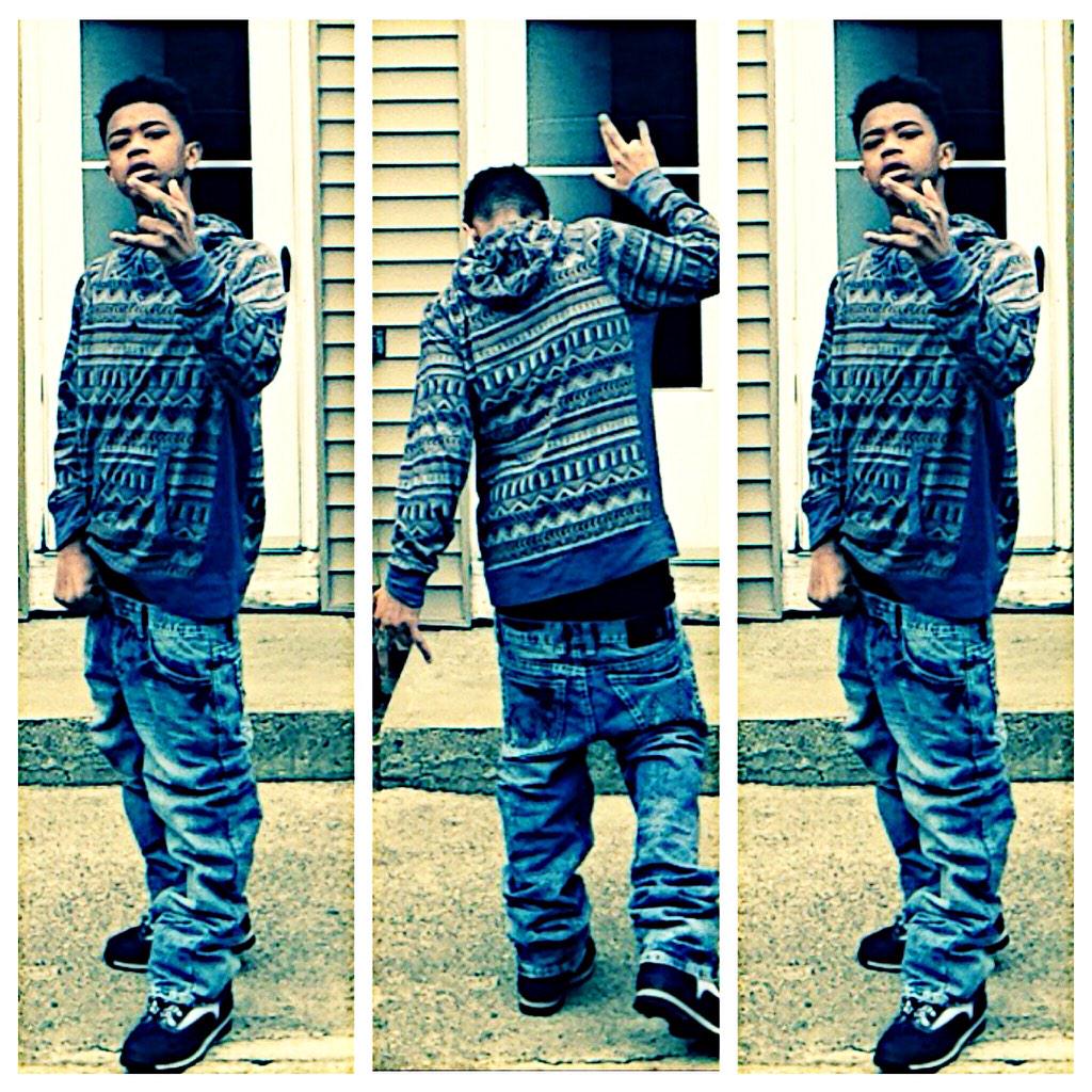 SdubSet tweet picture