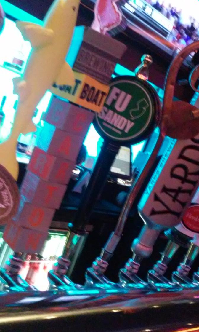 onpacificavenue's tweet image. Watching huge #NBA slate w/ crab fries &amp;amp; beautiful brew appropriately titled #FUSandy. #FlyingFish #ChickiesandPetes