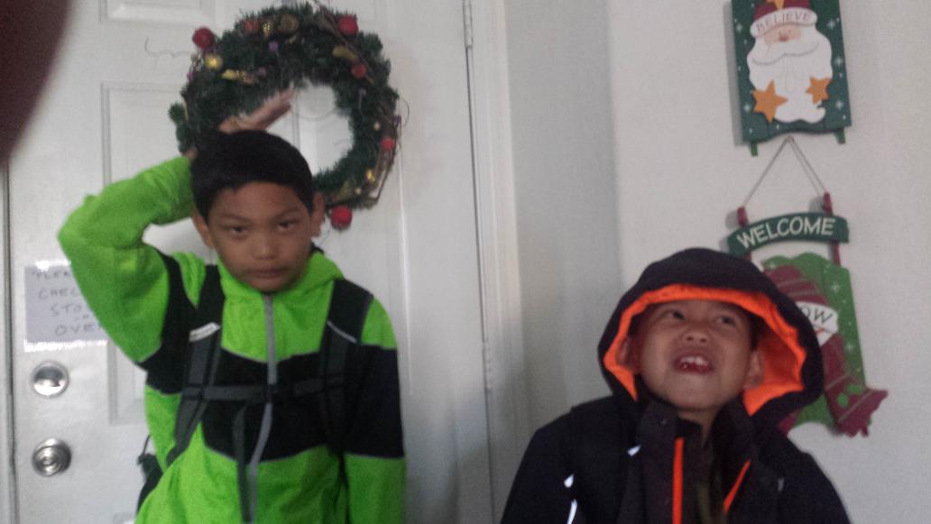 KaylaDavid20's tweet photo. This pics r fun Lol the first one is my brothers and the next two is Me..Lol..Lol Lol..Sorry for loling. http://t.co/zBFHSqj5Al