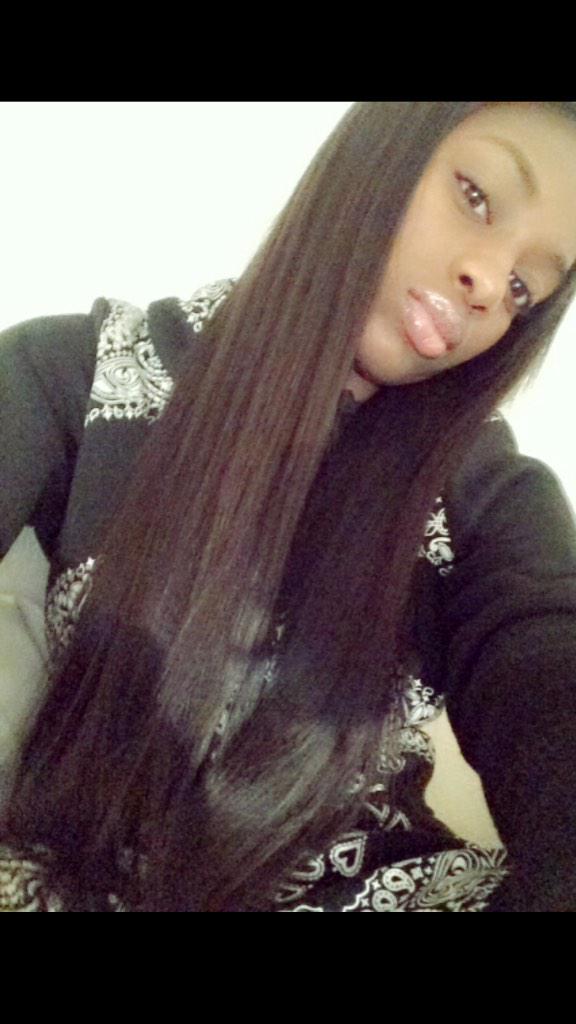 Queen_Naae's tweet photo. ๐๐ Under every pretty face there's a complicated story ๐ #JayeloWorld http://t.co/43xMl4NJow
