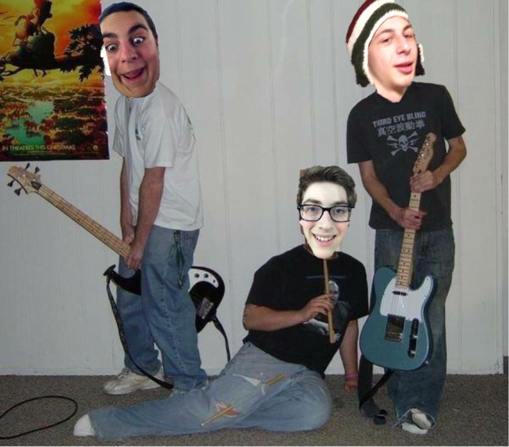 officialapf's tweet photo. Friday night band practice. Love taking a break from the studio and going back to the basement where it all started http://t.co/fxOjf8idMS
