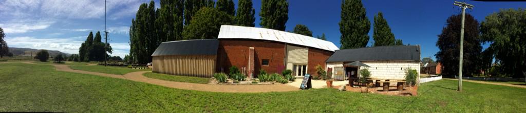 Sun is out for another wedding at the Estate today!