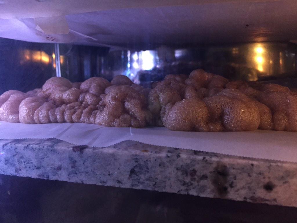 AbsoluteExtract's tweet image. foamy