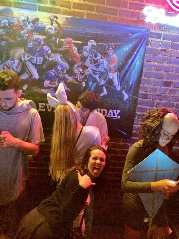 GamecockMakeout's tweet photo. WAIT BEN FRANKLIN WAS IN 5 POINTS?! #GamedayCoverage @Cover3SC http://t.co/Iwwa0HDIvm