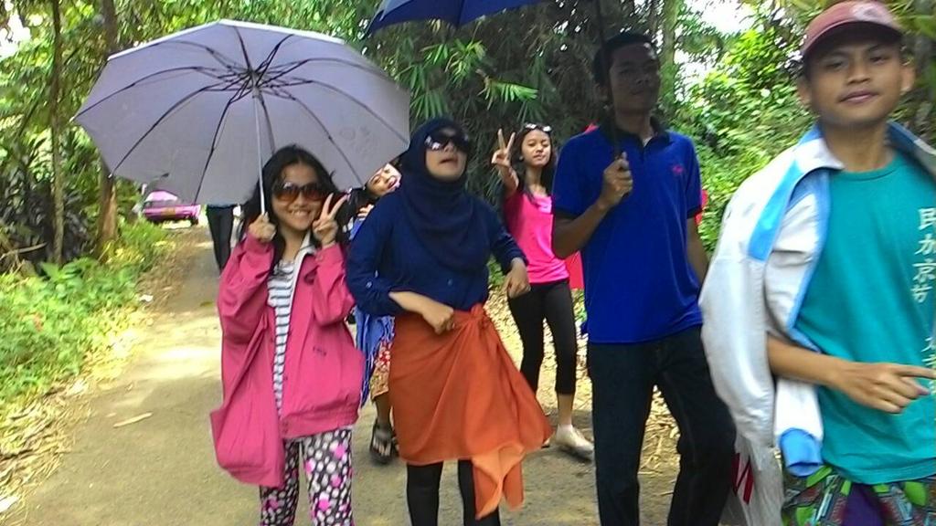 Kingstwo_Glory's tweet photo. Selfie with SDN. Pelita Jaya #jalansantai #AksiXII @Aksi_XII http://t.co/58MLMQvXaN
