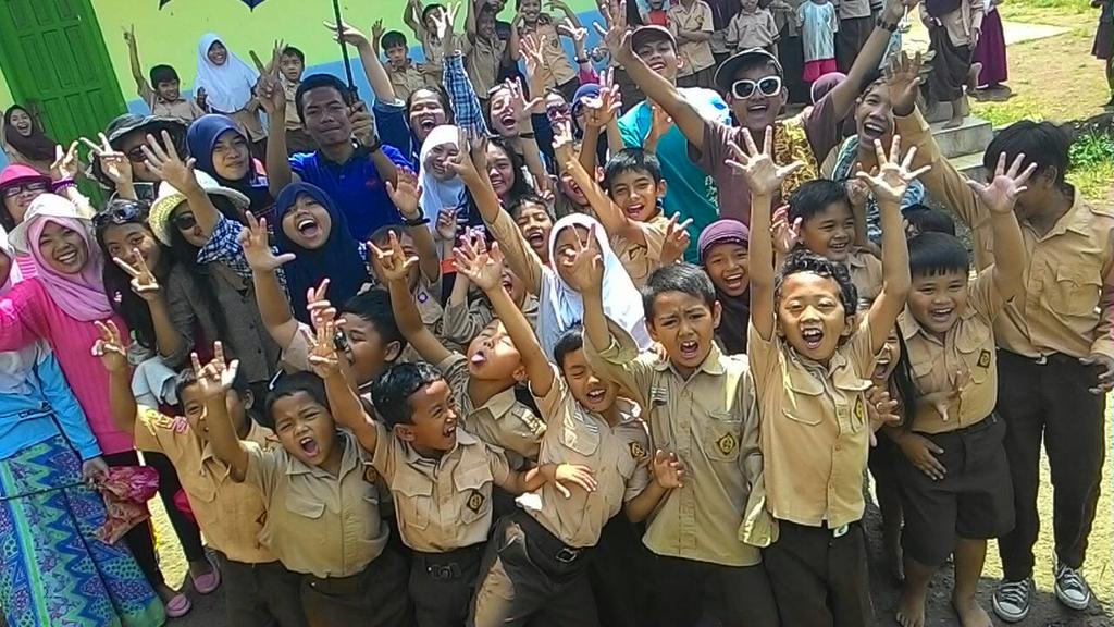 Kingstwo_Glory's tweet photo. Selfie with SDN. Pelita Jaya #jalansantai #AksiXII @Aksi_XII http://t.co/58MLMQvXaN