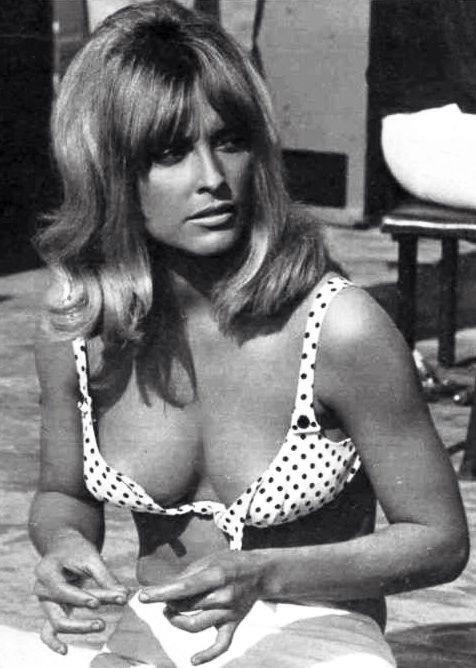 Sharon Tate on the set of DON\T MAKE WAVES   1967.  Happy birthday Miss Tate. 