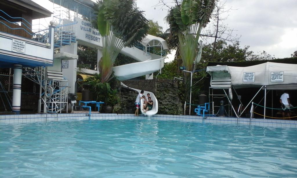 awithurtss's tweet photo. Hahahahaha. Epic faces...
Slide pa. 🏊😂 @SirPJ24 @JOhnDpadilla_9 #Renzo #Yuane http://t.co/tXuSbLBW5b