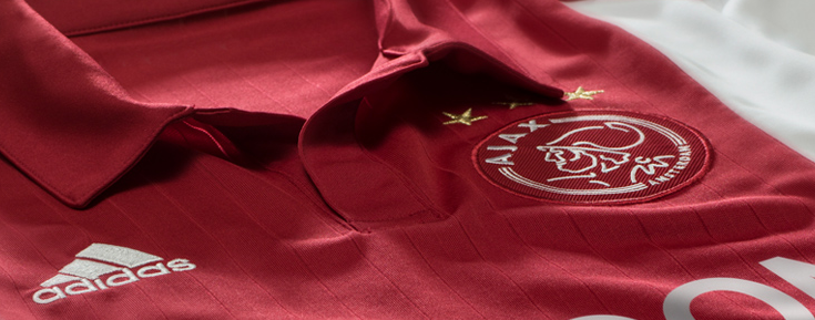 vbalfanwinkel's tweet photo. Klaar voor de #Klassieker ? Profiteer nu van 40% korting op Ajax wedstrijdkleding: http://t.co/28B8kE7xmy #ajafey http://t.co/U5fC3xie6v