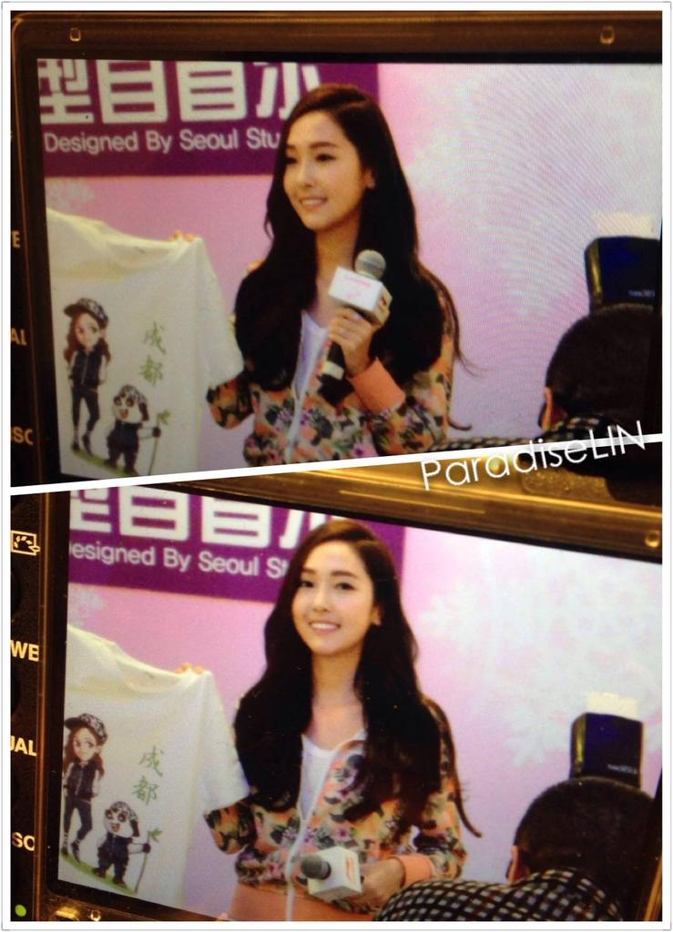 [PIC][23-01-2015]Jessica xuất hiện tại Thành Đô để tham dự buổi fansign đầu tiên cho thương hiệu "Lining" B8G84o_CAAAracg