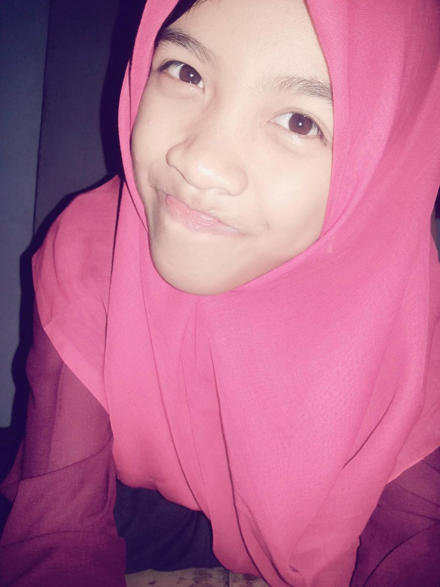 Feb22Ferina's tweet photo. Pinky :D http://t.co/f5y6K8kAzC