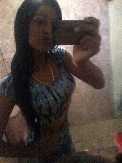 Maria01101's tweet photo. ♥. http://t.co/EBGtoKseZY