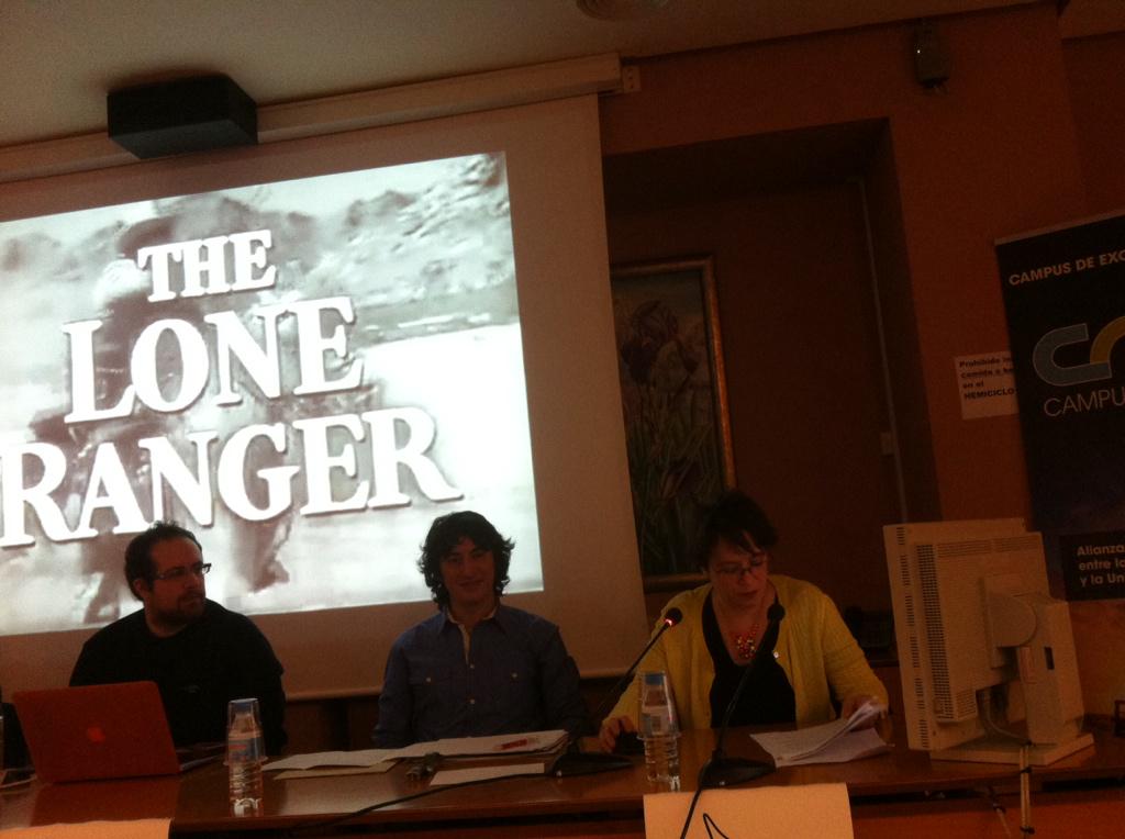 congresomuca's tweet photo. Chalko: la obertura de Guillermo Tell y El llanero solitario. Mediatización. #MUCA15 #significados http://t.co/FKbttqjrZ6