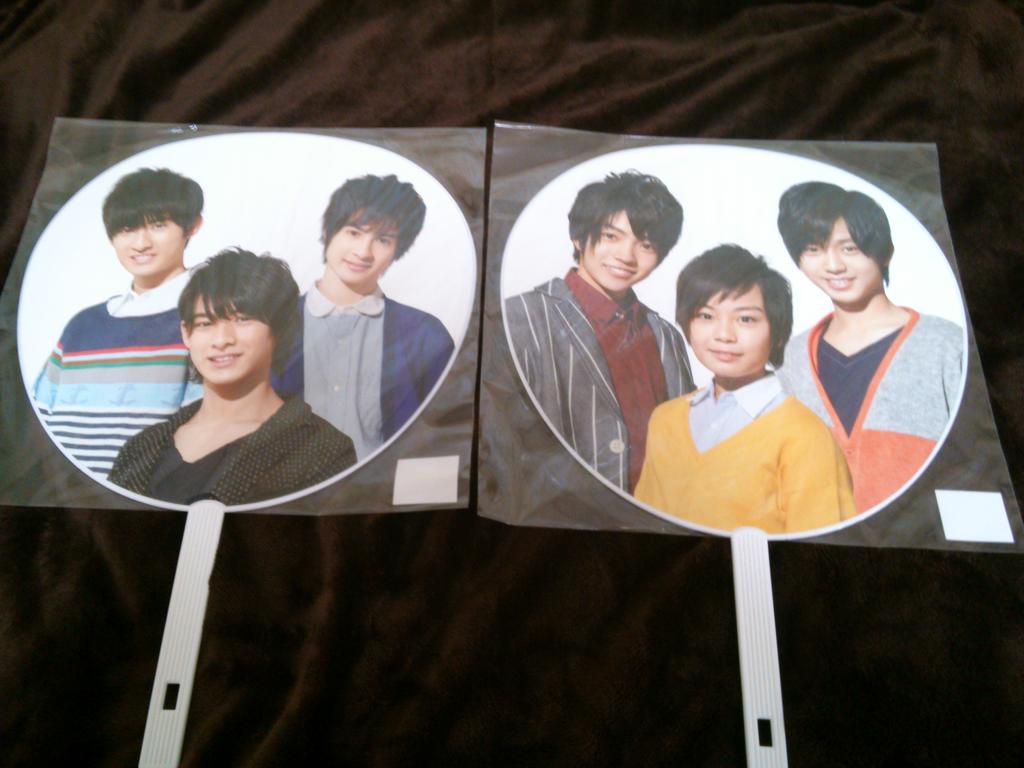 pooooosan519's tweet photo. 【拡散希望】
なにわ皇子,KinKanの春休みスペシャルコンサートのうちわをお譲りいたします。しかし素人管理ですので神経質な方はご遠慮願います。希望額などをご明記の上ご連絡ください。 http://t.co/HNevZ2k3d9