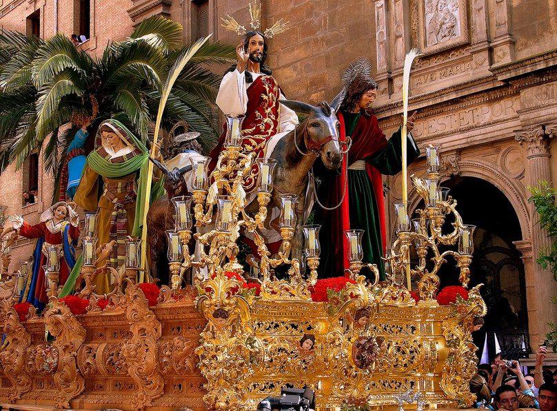 AMEstrellaGR's tweet photo. @granadacofrade esta agrupación musical acompañará nuevamente al paso de misterio de la Entrada de Jesús en Jerusalén http://t.co/eNxWTpdisE