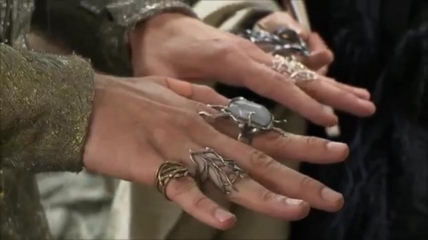 три кольца премудрым эльфам. эльфийские кольца власти. властелин колец кольца власти галадриэль. кольцо нарья властелин колец. властелин колец три кольца для эльфов.