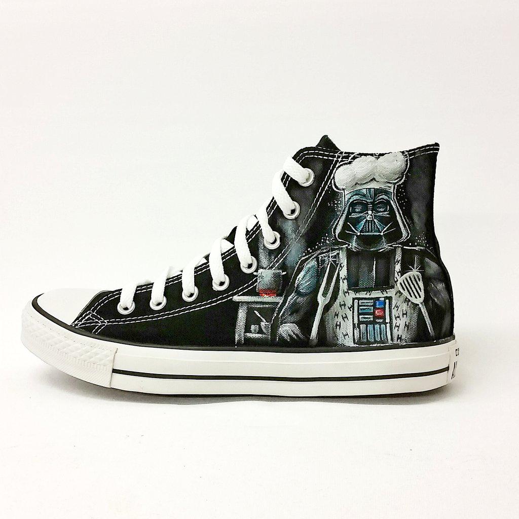 pimpamcreations's tweet photo. Secando las Zapas de @albertochicote :D un Darth Vader a lo chef style! :D http://t.co/98NV9mTbTz