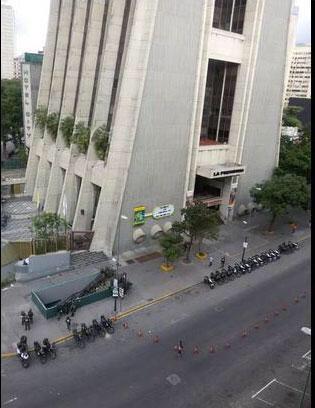 Resultado de imagen para Caracas militarizada