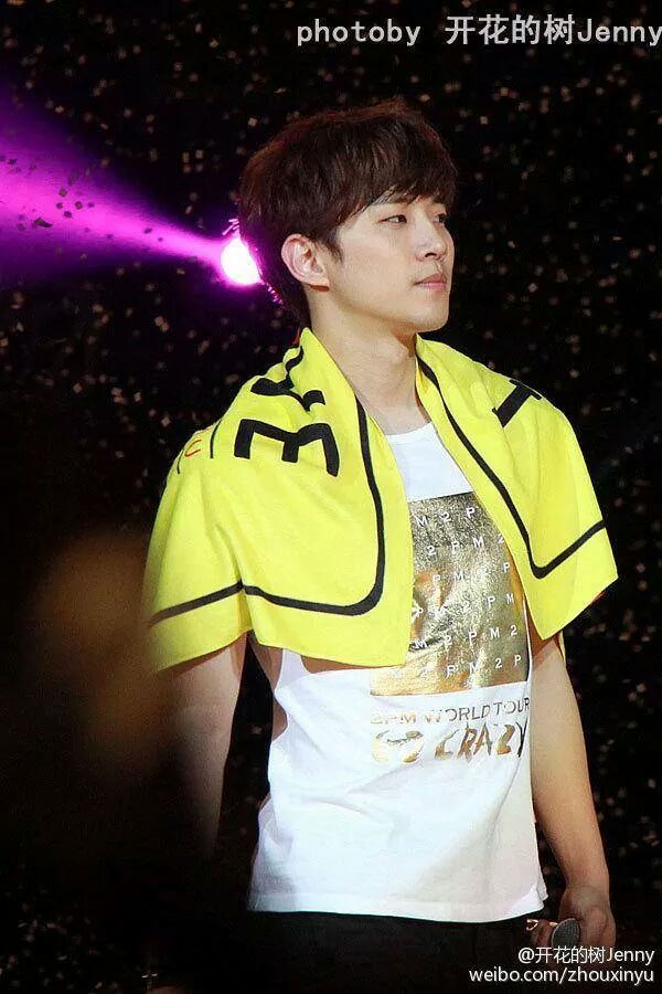  Happy birthday LEE JUNHO healthy always .I LOVE YOU 