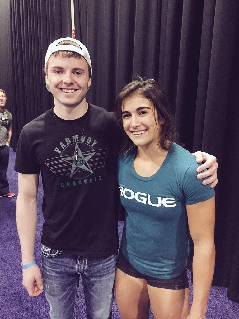 I am so star struck I just met my favorite crossfitter, #KCECC @ltfisher12