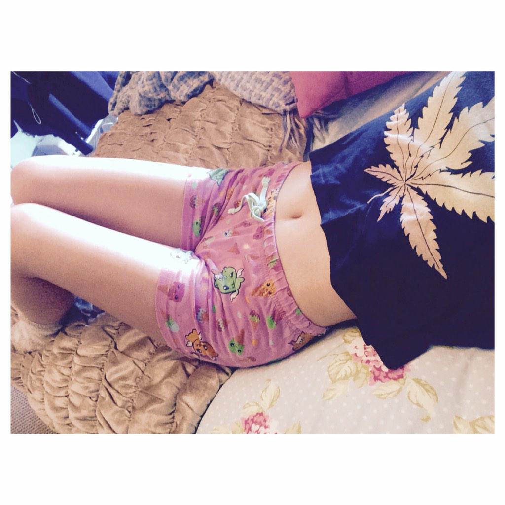 rainclouds69's tweet image. Lazy day✌️🙈 #EDprobs #ednos