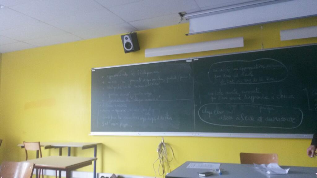 margoual's tweet image. Beaucoup de propositions pour les 3 défis rédigés dans notre atelier contributif éducation et numérique #contribuer